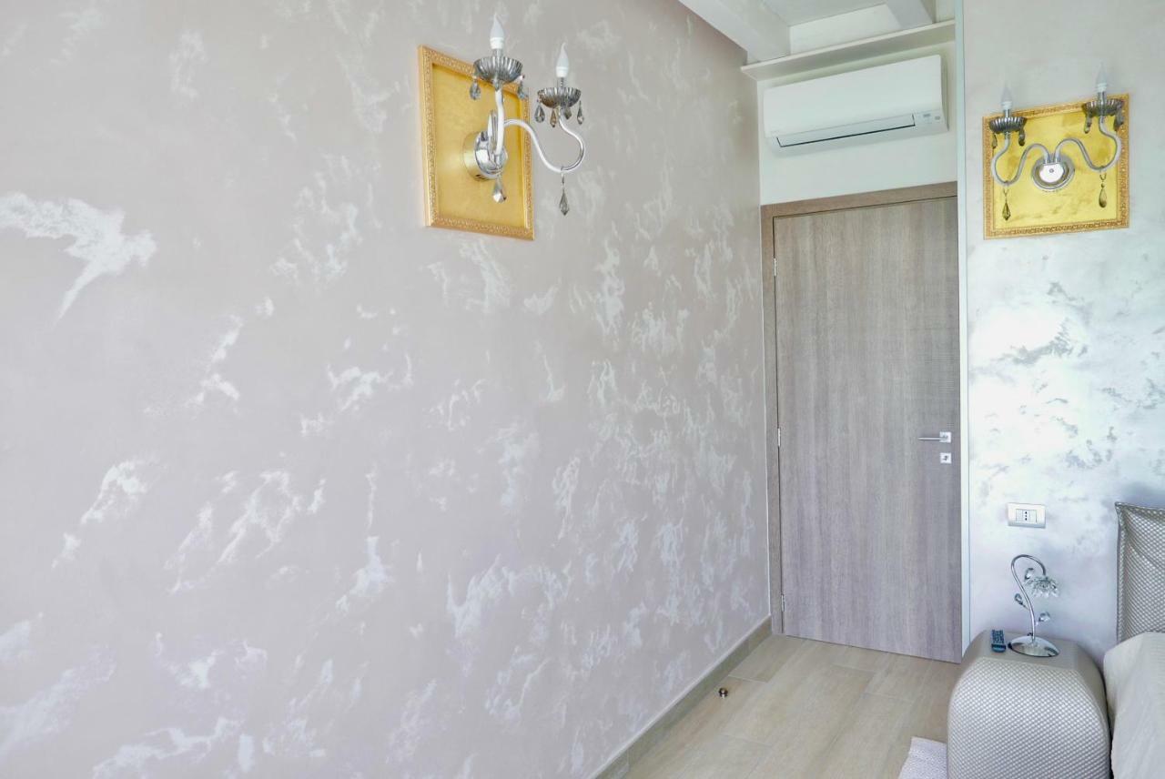 Phoenix Garda Hills Sirmione Bagian luar foto